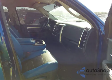 2017 Ram 1500 Slt 4X2 6'4 Box from USA, damaged, VIN 1C6RR6GG9HS786181